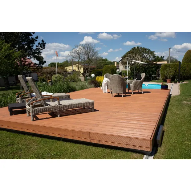 Pooldeck verschiebbare Terrasse - Längsverschiebbar von der Mitte